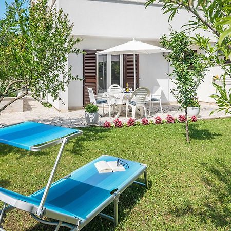 Apartment Gloria Premium Porec Esterno foto