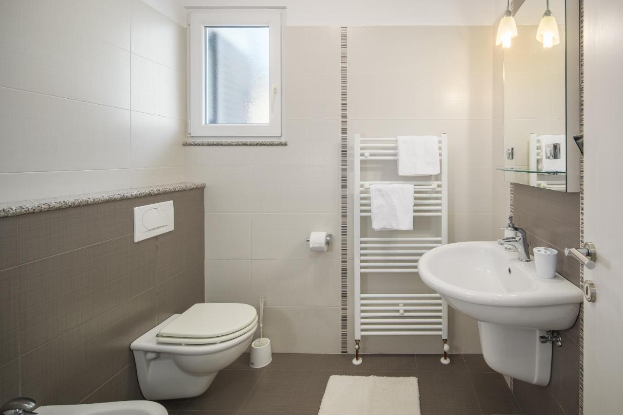Apartment Gloria Premium Porec Esterno foto